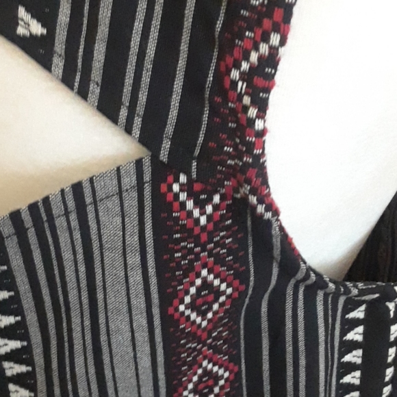 Jamie black white and red stripped dress size M - Picture 8 of 8